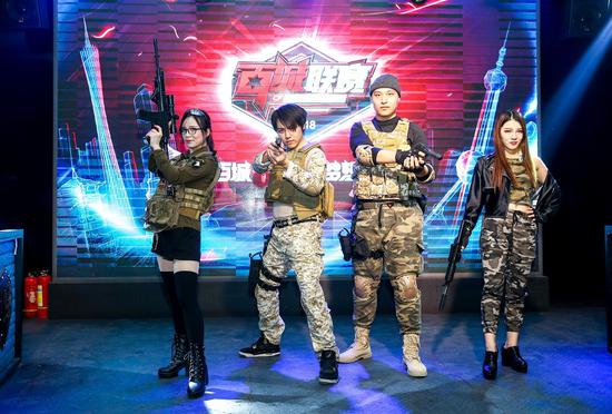 Anyone's Legend 发布了阵容和第一阶段常规赛的赛程：首场比赛将在16日对阵 LGD Gaming